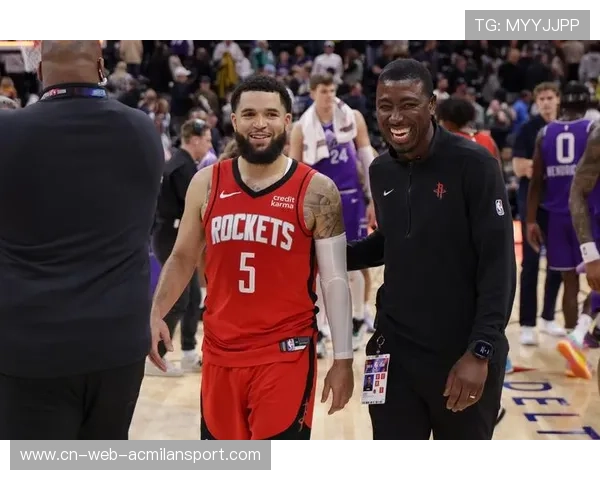 火箭前场篮板称霸,四塔战术成西部新利器 火箭前场篮板称霸,四塔战术成西部新利器