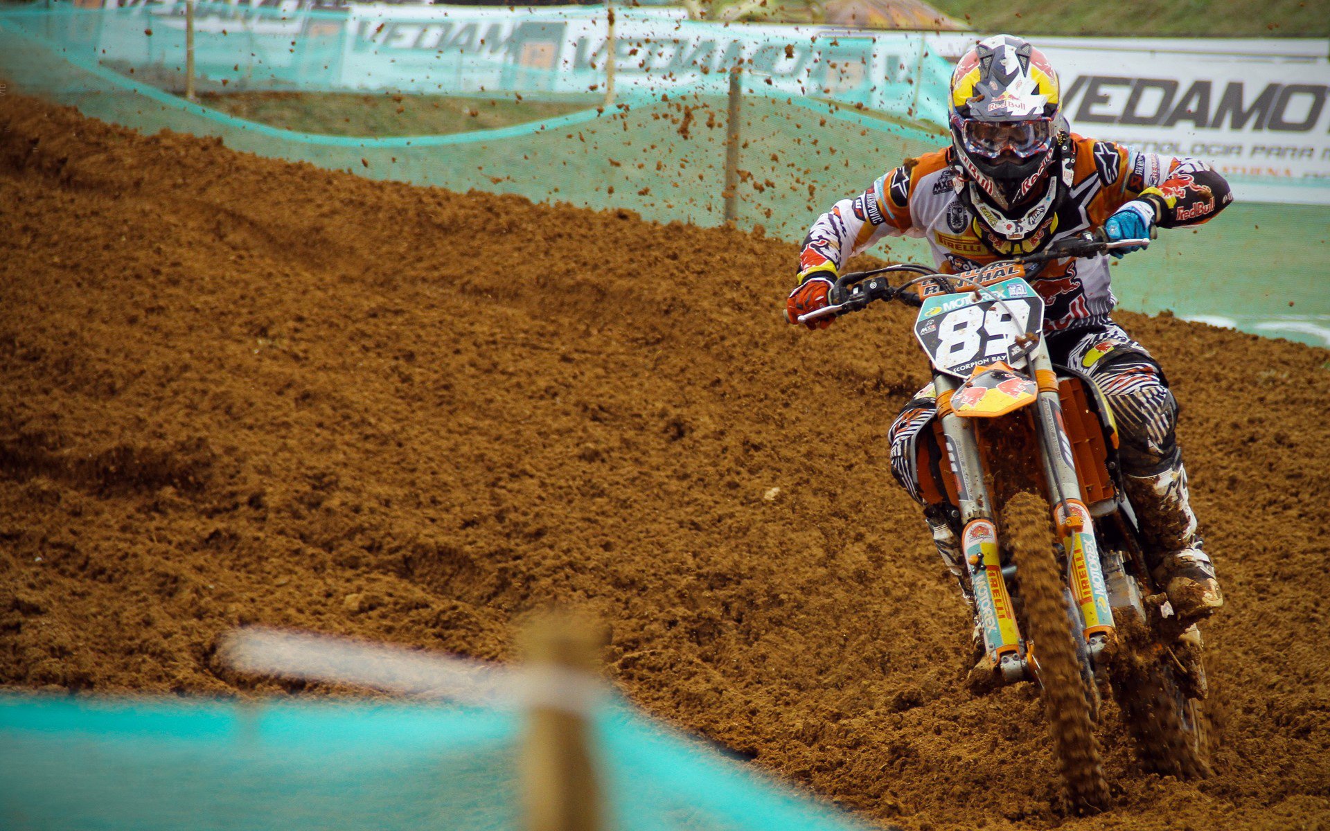 媒体专栏持续更新深度解读体育现象引导理性讨论，体育现象分析